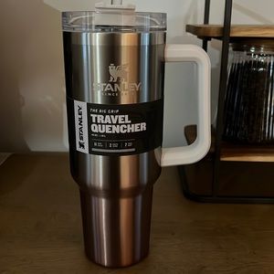 Stanley Tumbler Travel Quencher - Champagne Ombre